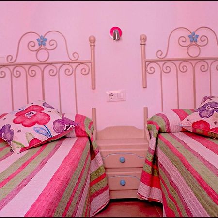 קוניל דה לה פרונטרה Apartamento Con Wifi En El Centro מראה חיצוני תמונה
