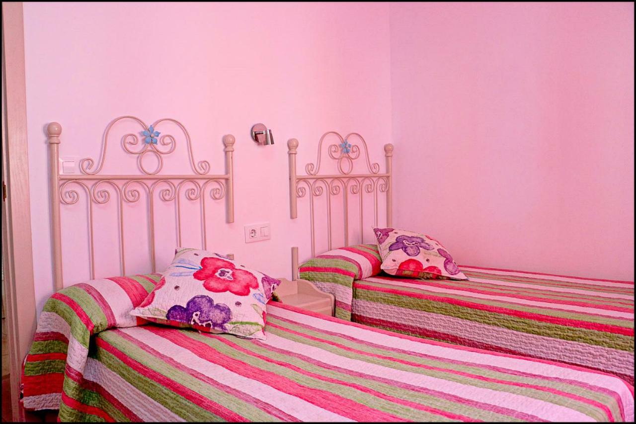 קוניל דה לה פרונטרה Apartamento Con Wifi En El Centro מראה חיצוני תמונה